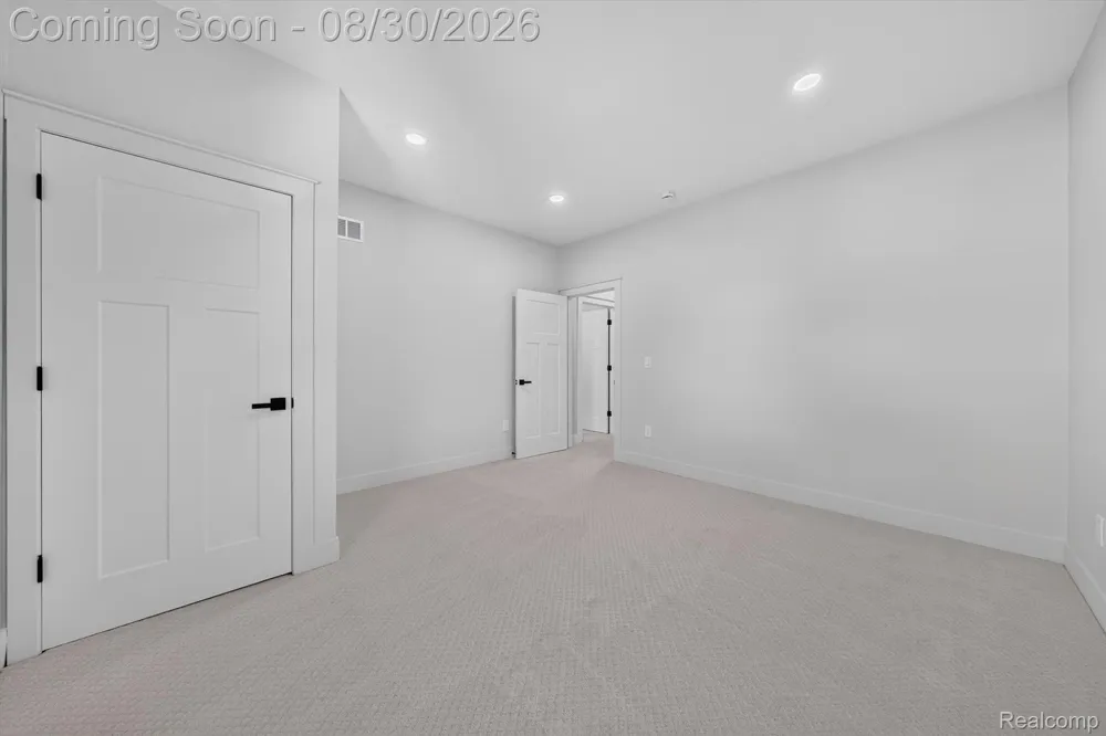 1820 Robina Avenue Berkley City, MI 48072