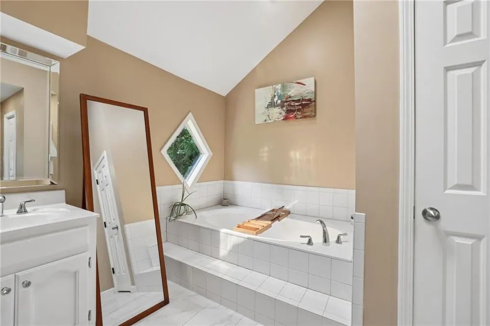 4832 Riveredge Drive Peachtree Corners, GA 30096