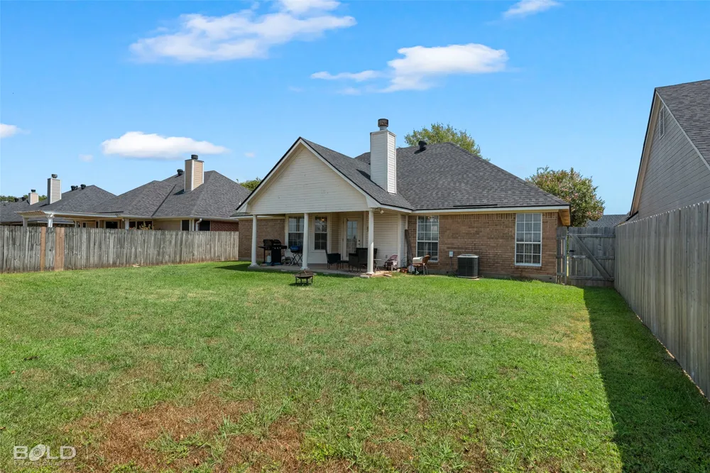 2309 W Belle Haven Drive Bossier City, LA 71111