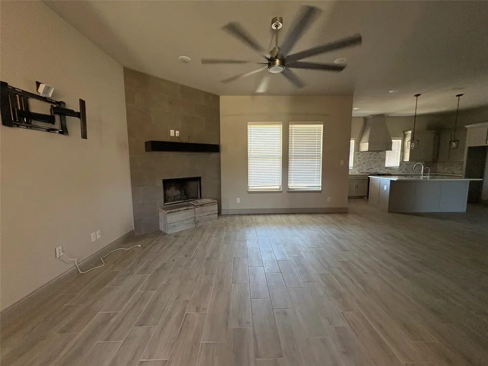 100 Aslan Road Poolville, TX 76487