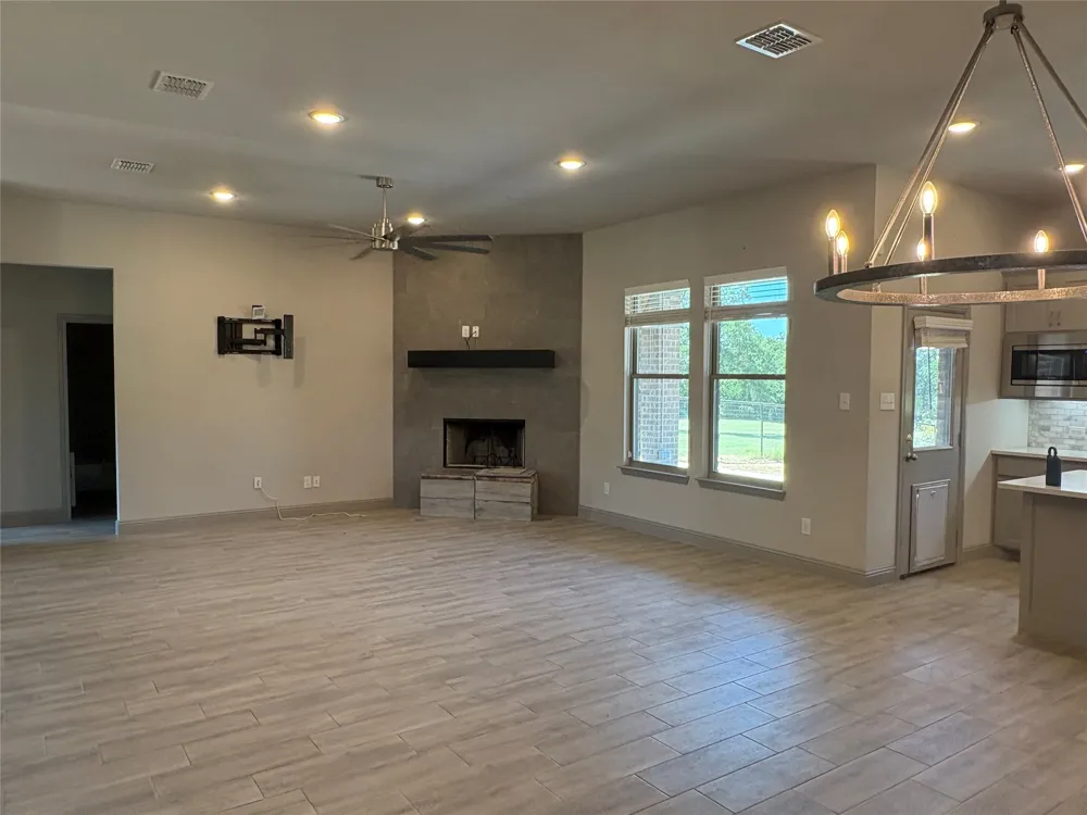 100 Aslan Road Poolville, TX 76487