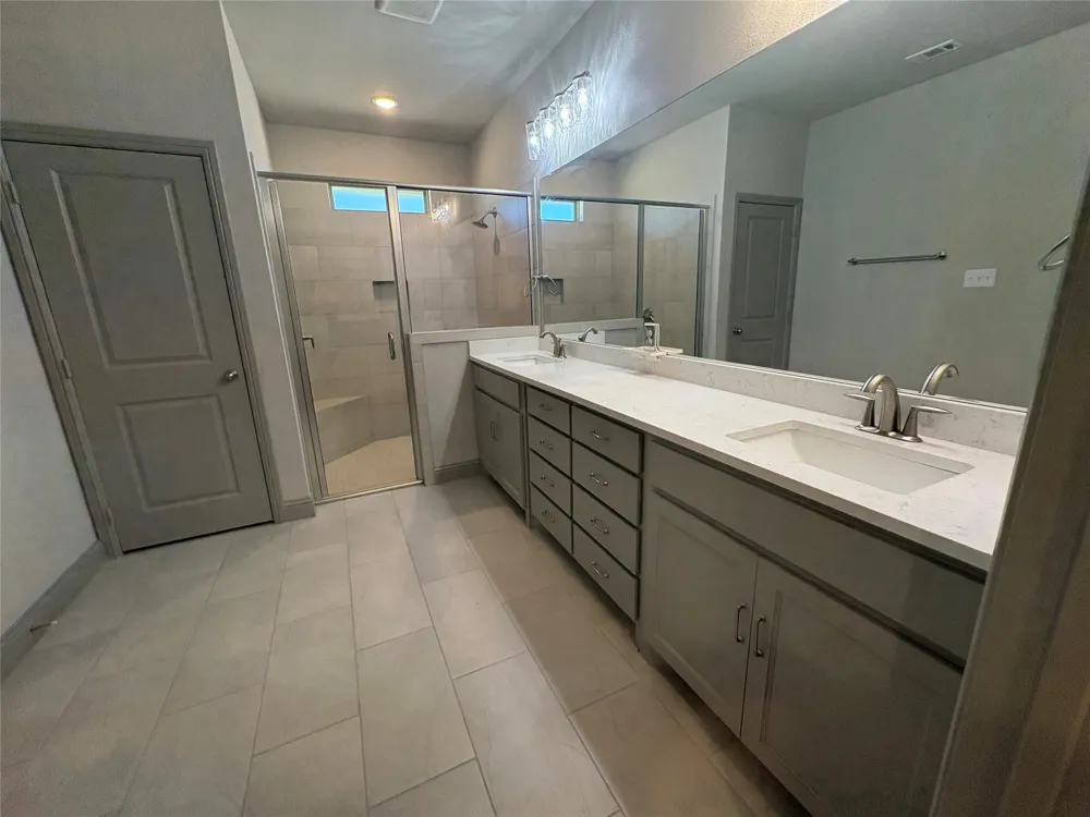 100 Aslan Road Poolville, TX 76487