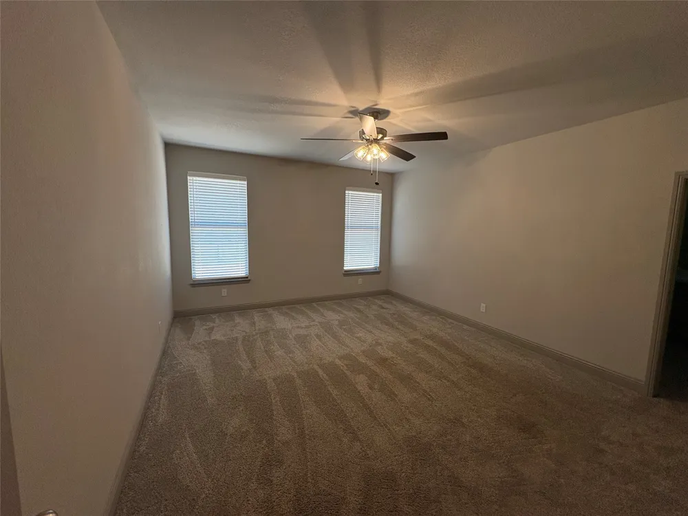 100 Aslan Road Poolville, TX 76487