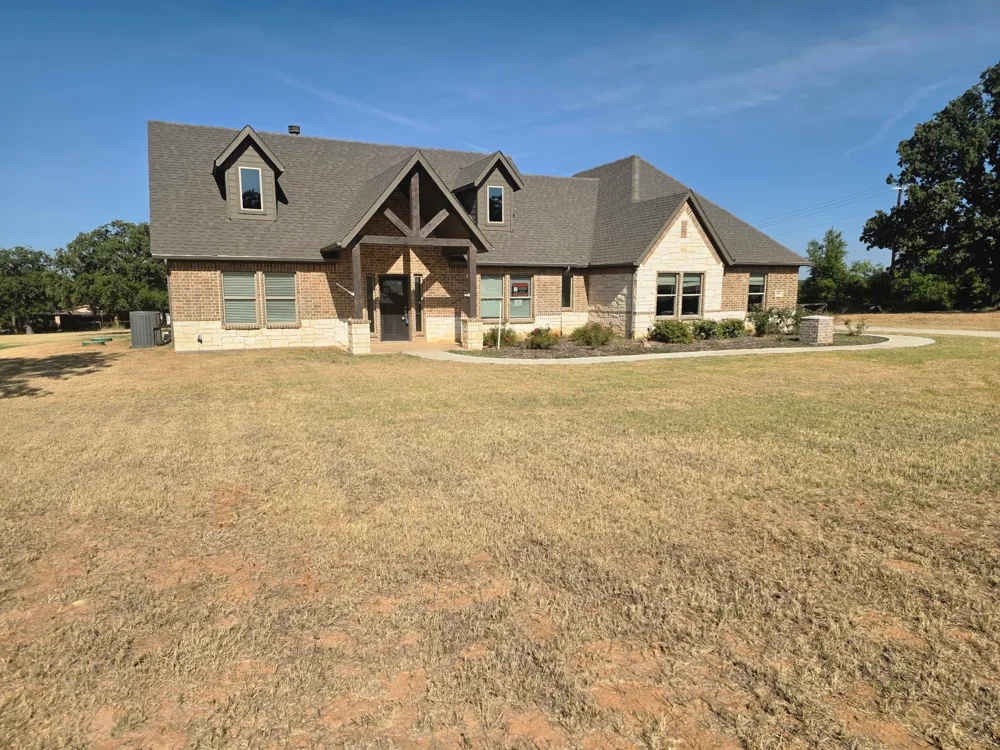 100 Aslan Road Poolville, TX 76487
