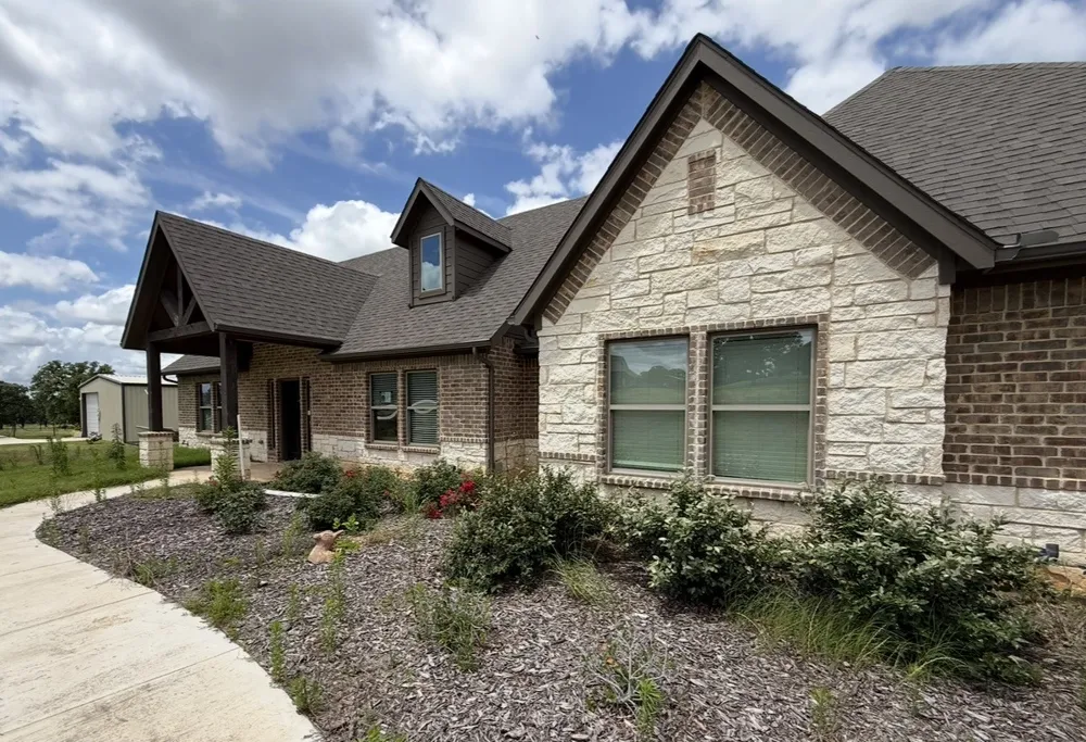 100 Aslan Road Poolville, TX 76487