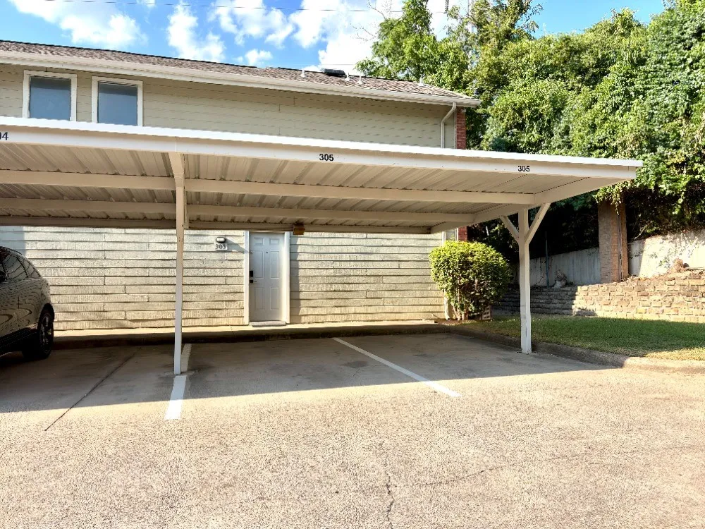 8404 Forest Lane #305 Dallas, TX 75243
