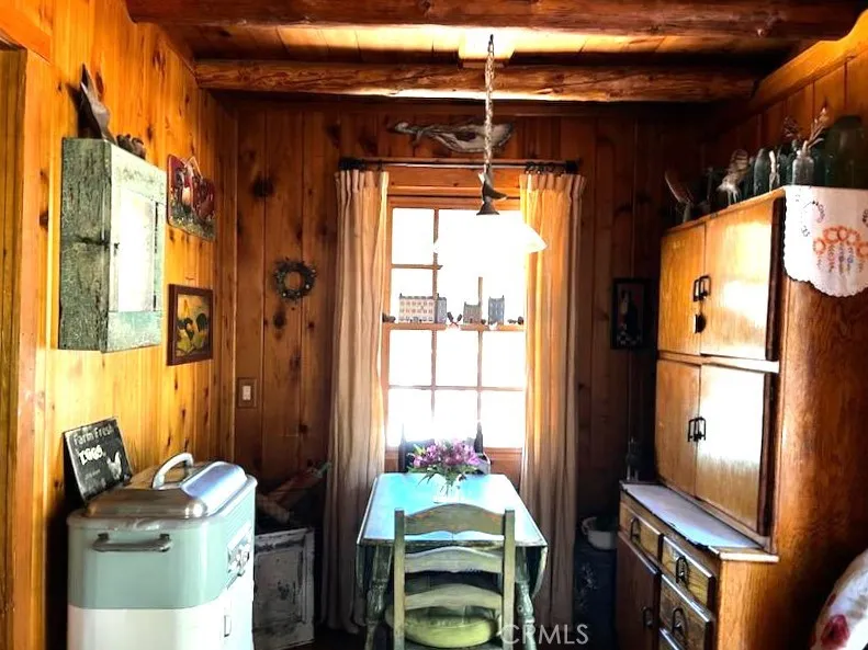 7877 Holly Lake Arrowhead, CA 92352