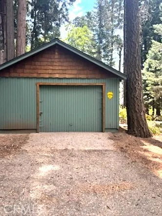 7877 Holly Lake Arrowhead, CA 92352