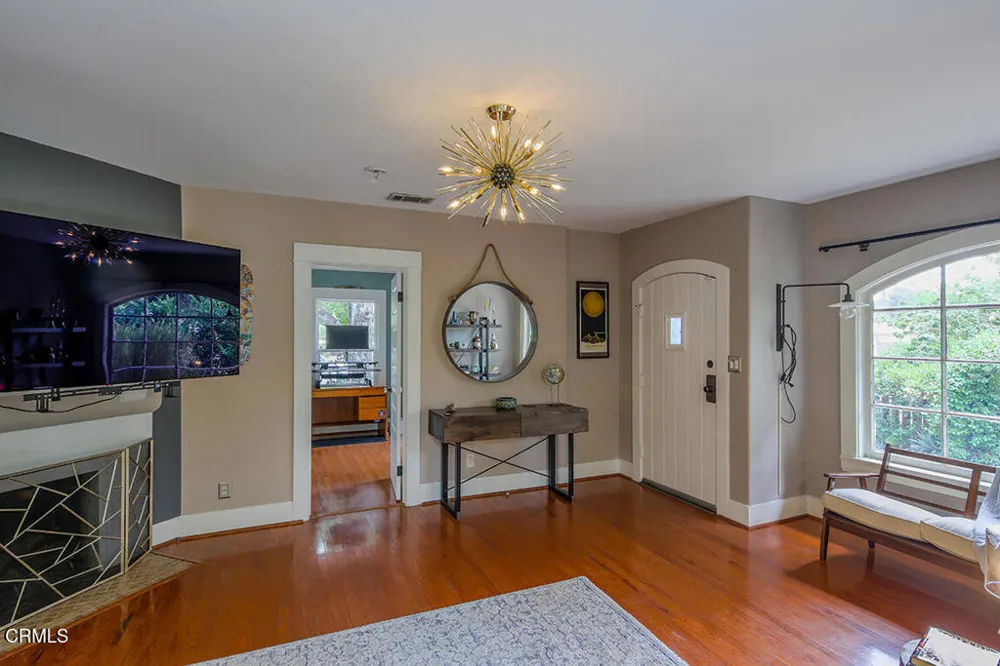 225 Atchison Street Pasadena, CA 91104