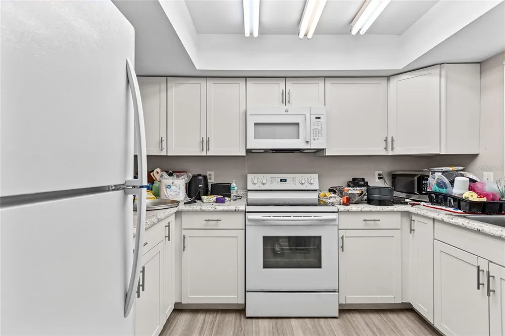 1910 W SLIGH AVENUE #E102 Tampa, FL 33604