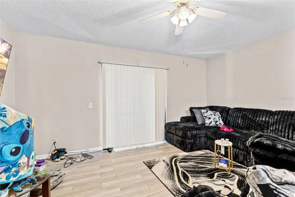1910 W SLIGH AVENUE #E102 Tampa, FL 33604