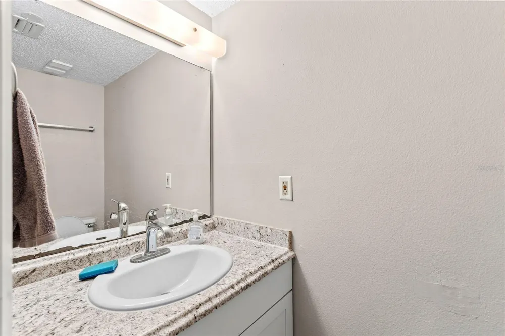 1910 W SLIGH AVENUE #E102 Tampa, FL 33604