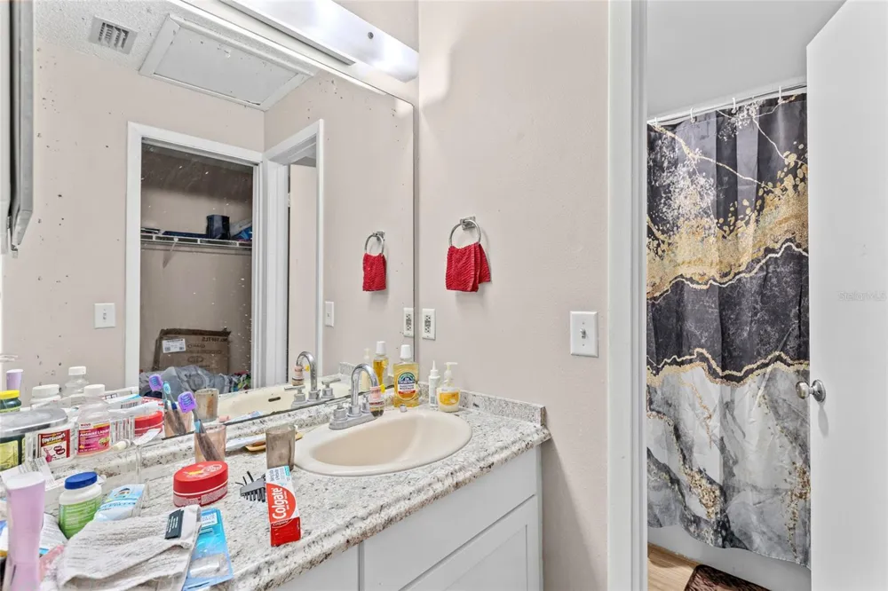1910 W SLIGH AVENUE #E102 Tampa, FL 33604