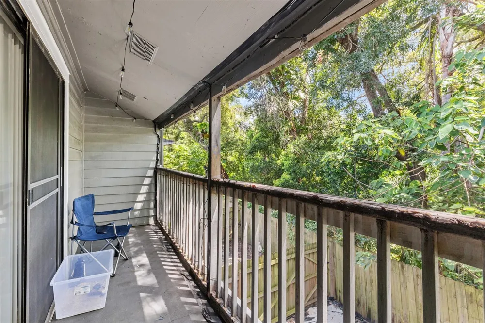 1910 W SLIGH AVENUE #E102 Tampa, FL 33604
