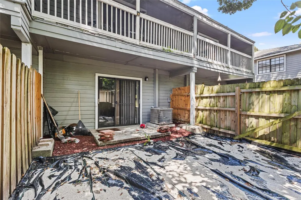 1910 W SLIGH AVENUE #E102 Tampa, FL 33604
