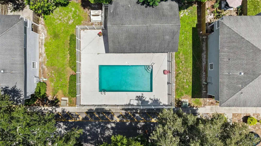 1910 W SLIGH AVENUE #E102 Tampa, FL 33604