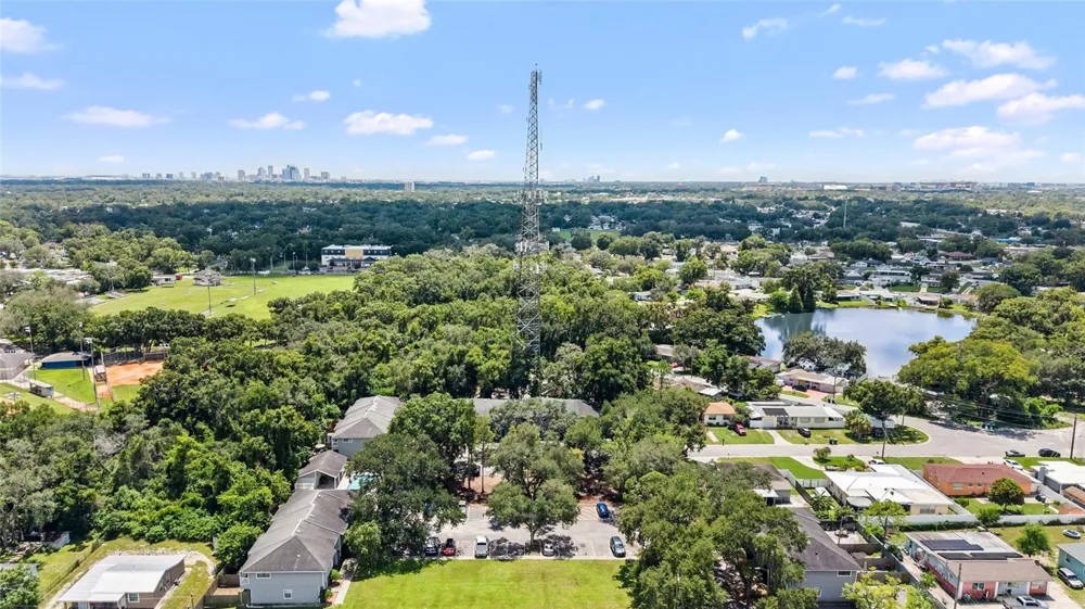 1910 W SLIGH AVENUE #E102 Tampa, FL 33604