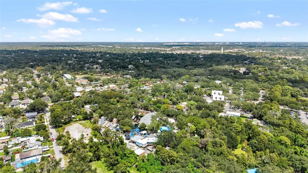 1910 W SLIGH AVENUE #E102 Tampa, FL 33604