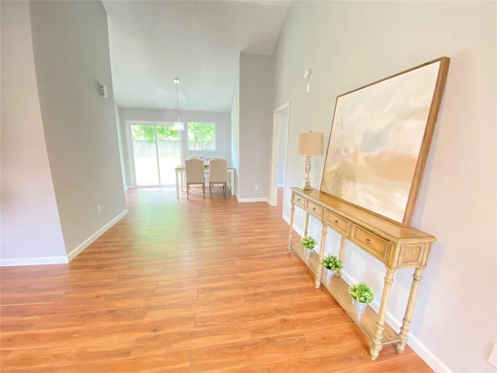 1011 Melford Avenue Pearland, TX 77584