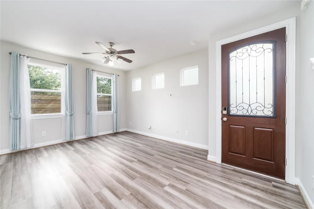 10008 Waving Grain Lane Houston, TX 77080