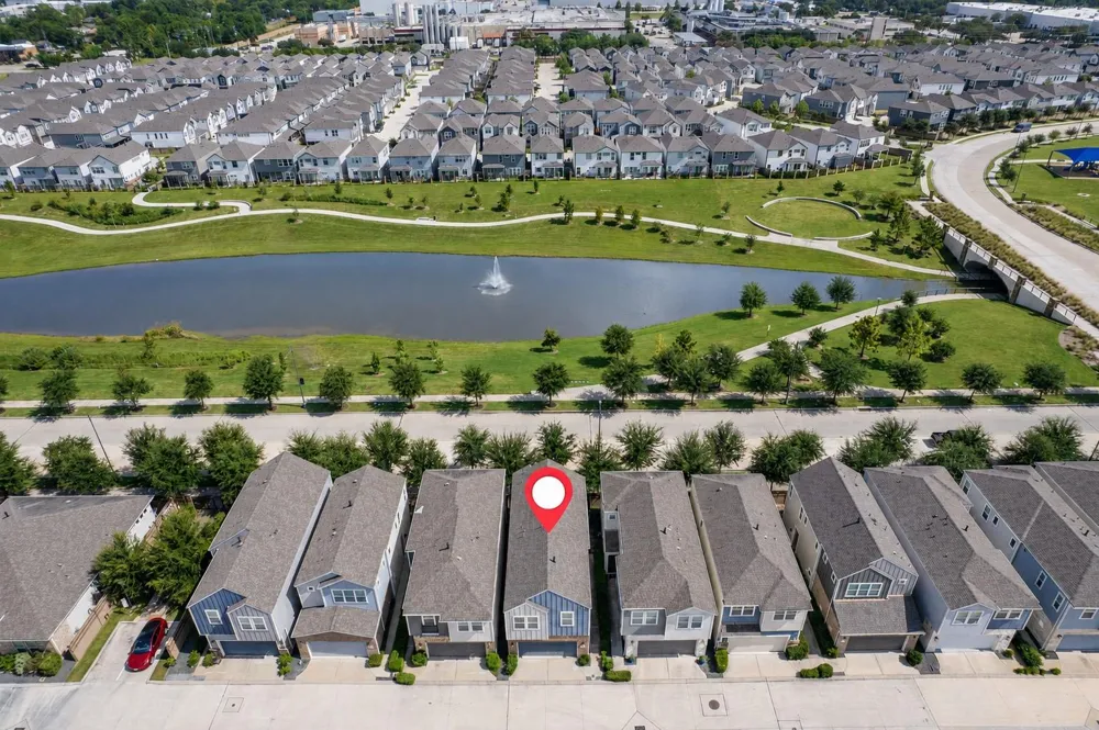 10008 Waving Grain Lane Houston, TX 77080