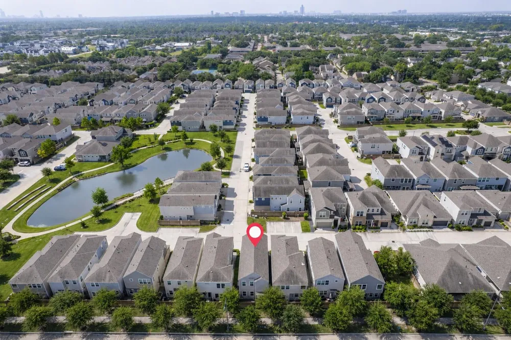 10008 Waving Grain Lane Houston, TX 77080