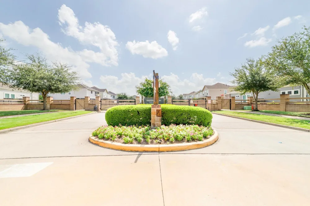 10008 Waving Grain Lane Houston, TX 77080