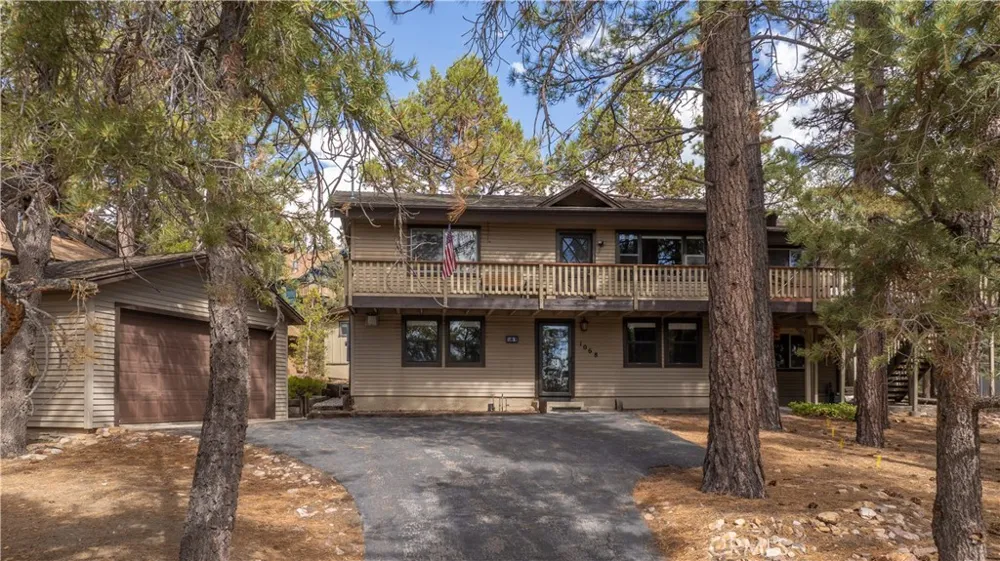 1068 Lookout Mountain Road Big Bear City, CA 92314