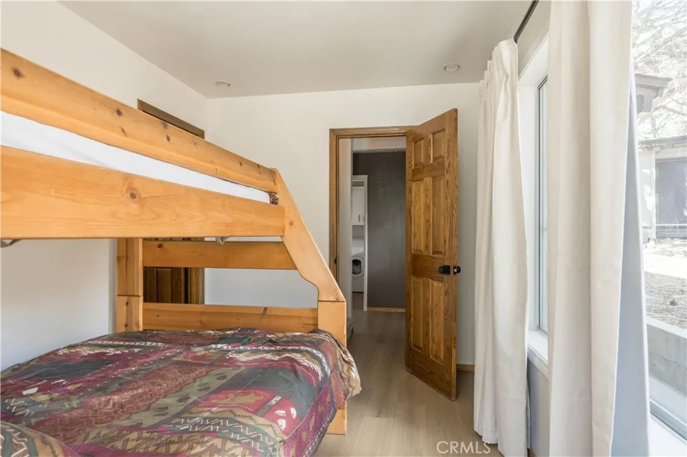 1068 Lookout Mountain Road Big Bear City, CA 92314