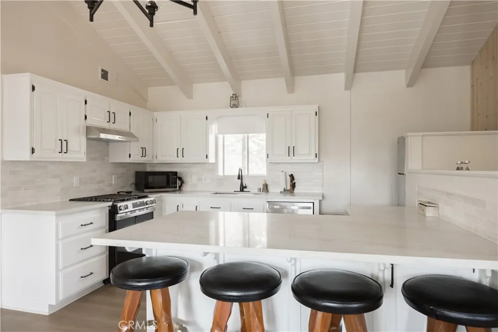 1068 Lookout Mountain Road Big Bear City, CA 92314