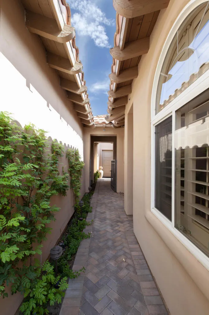 79090 ViA Corta La Quinta, CA 92253