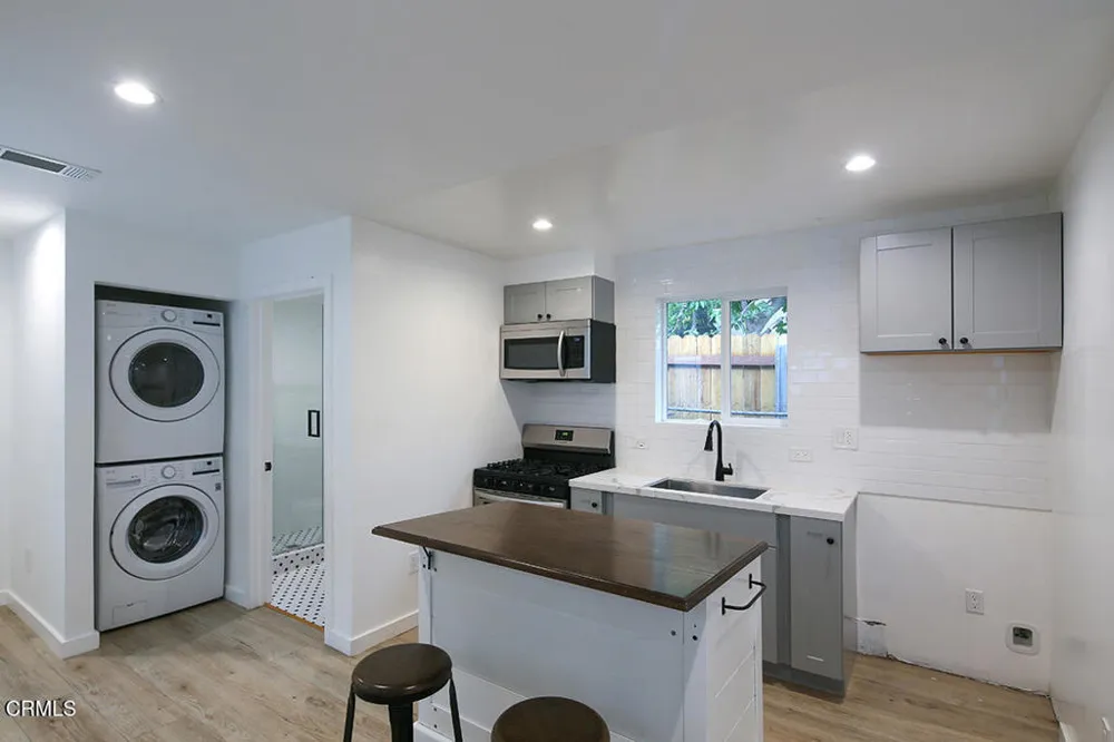 227 Atchison Street Pasadena, CA 91104