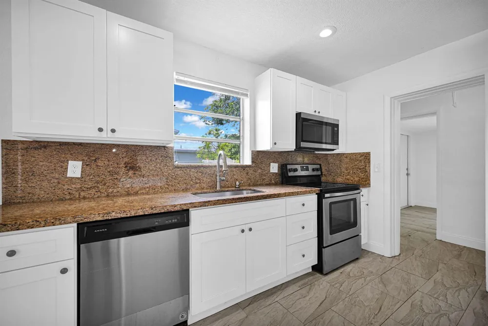 4723 NW 4TH STREET Plantation, FL 33317