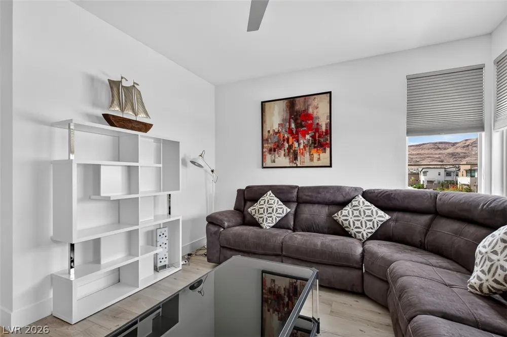 6342 Redstone Hills Drive Las Vegas, NV 89148