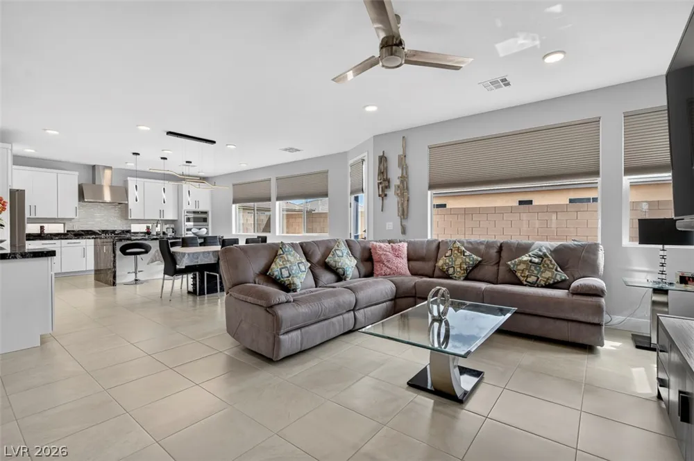 6342 Redstone Hills Drive Las Vegas, NV 89148