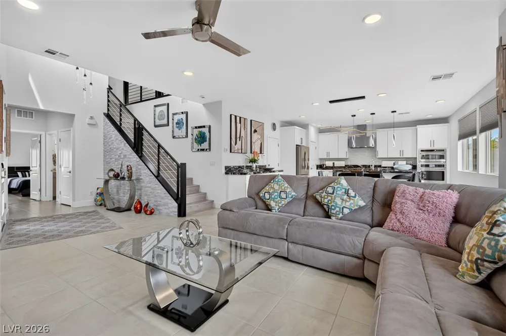 6342 Redstone Hills Drive Las Vegas, NV 89148