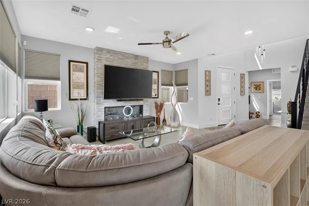 6342 Redstone Hills Drive Las Vegas, NV 89148