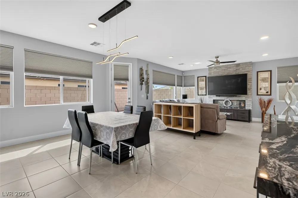 6342 Redstone Hills Drive Las Vegas, NV 89148