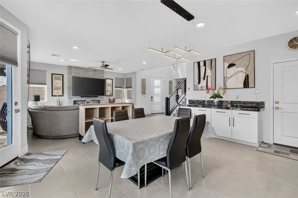 6342 Redstone Hills Drive Las Vegas, NV 89148