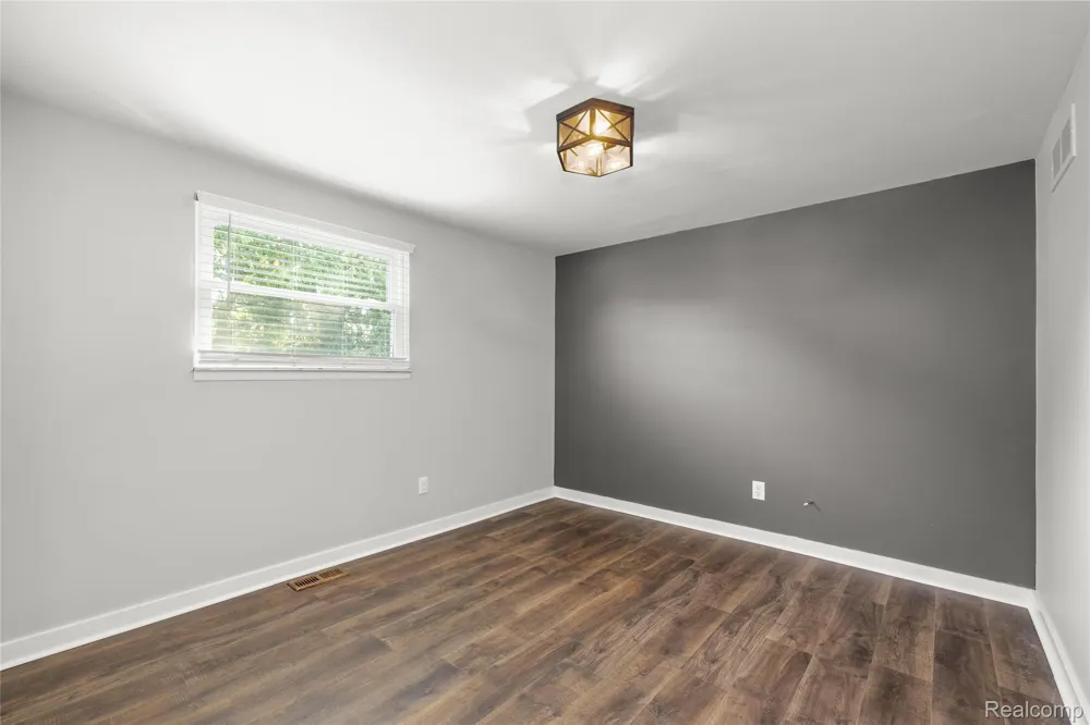 24641 Alicia Street Brownstown Charter Township, MI 48134