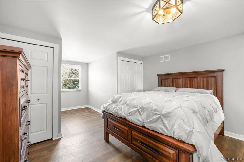 24641 Alicia Street Brownstown Charter Township, MI 48134