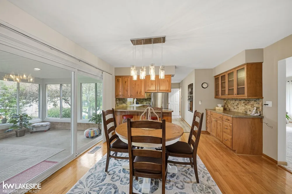 51822 Shelby Road Shelby Charter Township, MI 48316