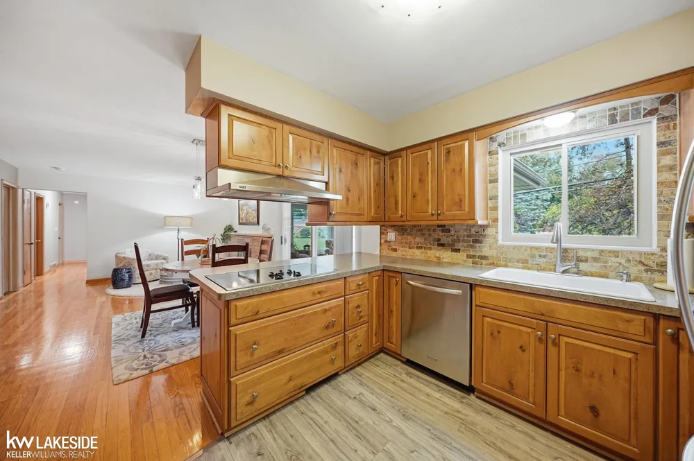 51822 Shelby Road Shelby Charter Township, MI 48316