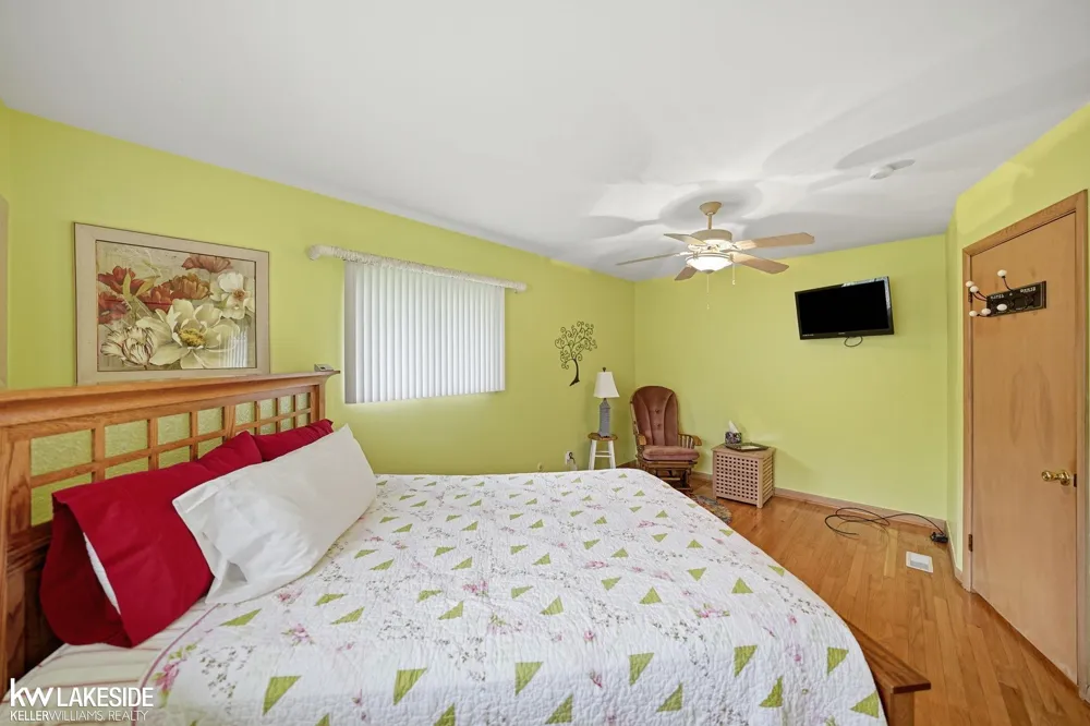 51822 Shelby Road Shelby Charter Township, MI 48316