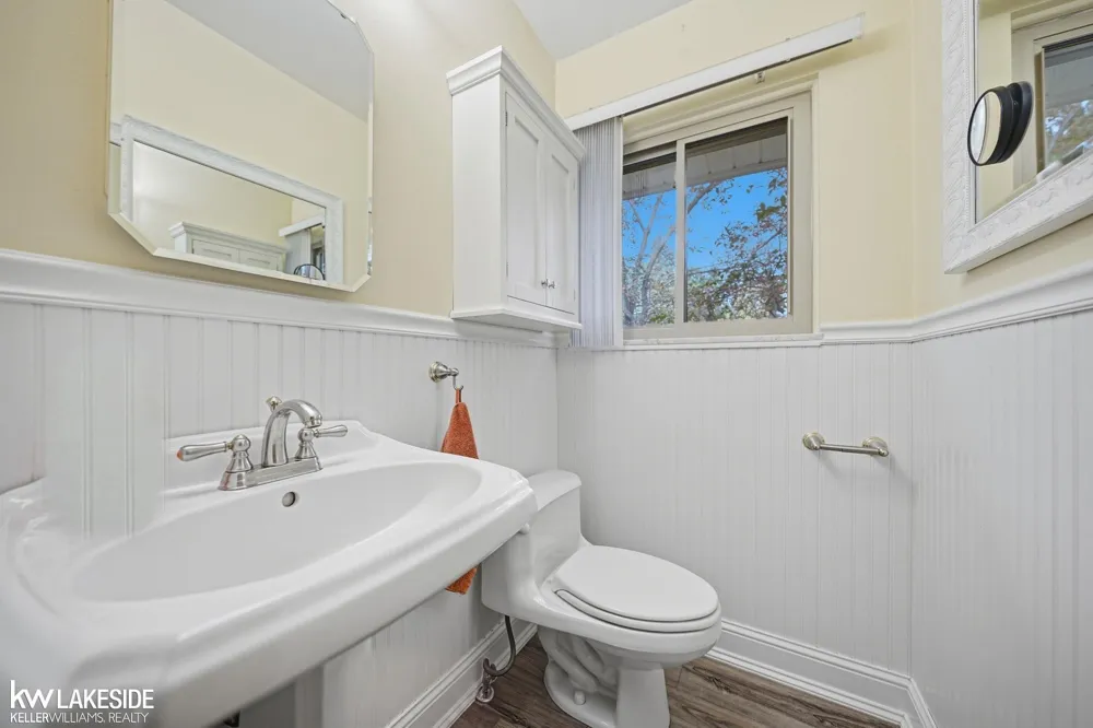 51822 Shelby Road Shelby Charter Township, MI 48316