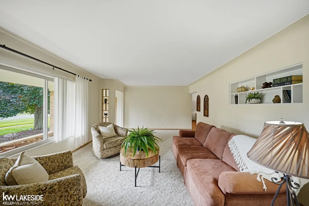 51822 Shelby Road Shelby Charter Township, MI 48316