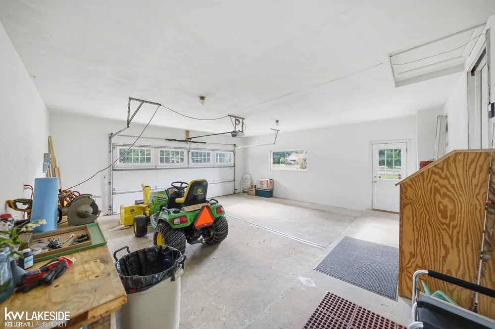 51822 Shelby Road Shelby Charter Township, MI 48316