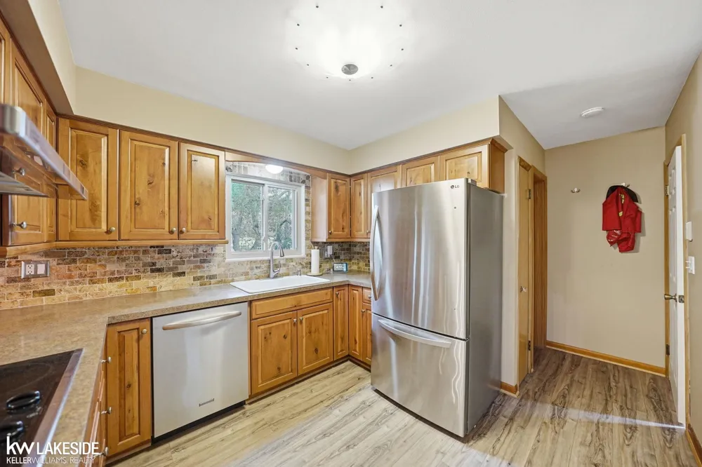 51822 Shelby Road Shelby Charter Township, MI 48316