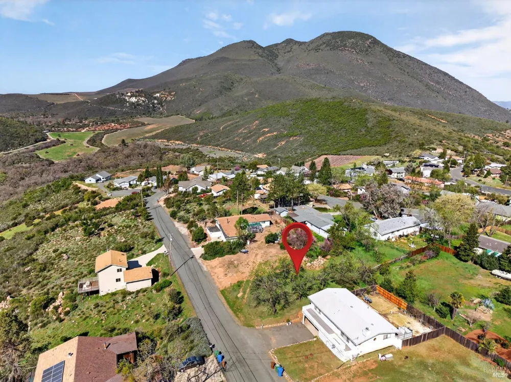 5690 Ponca Way Kelseyville, CA 95451