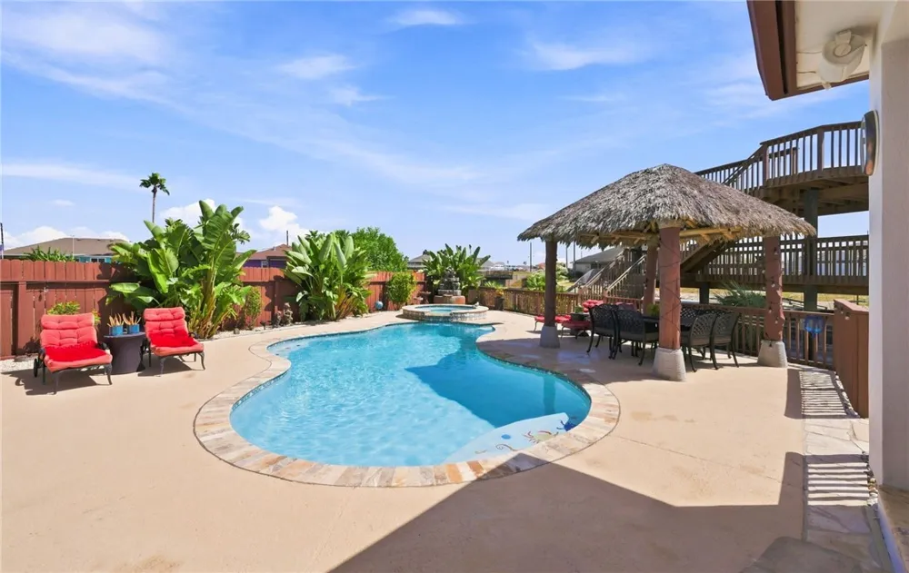 14158 Atascadera Avenue Corpus Christi, TX 78418